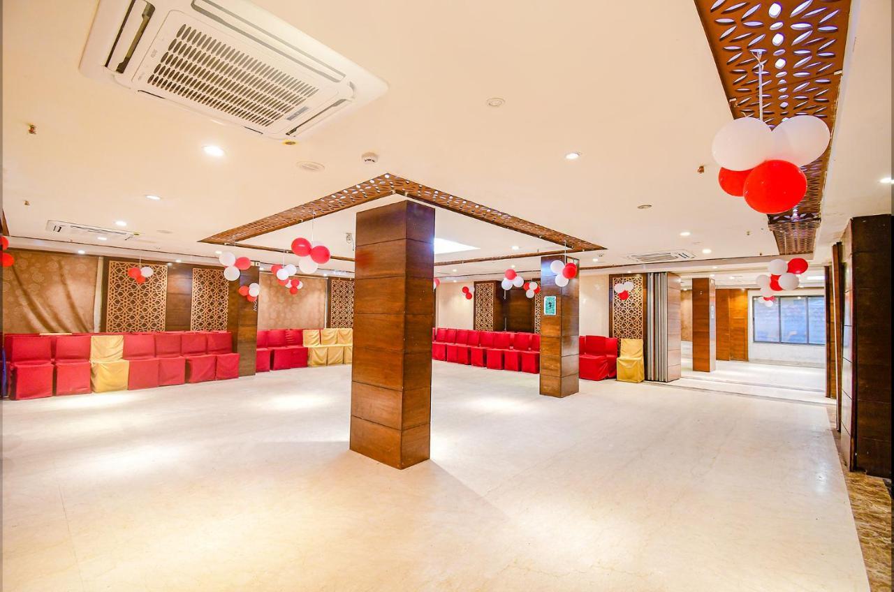Hotel Radiant Calcutta Exterior foto
