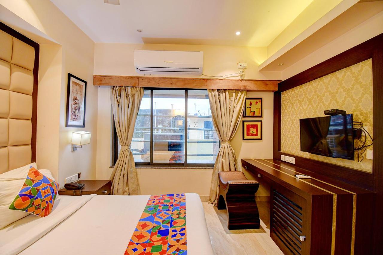 Hotel Radiant Calcutta Exterior foto
